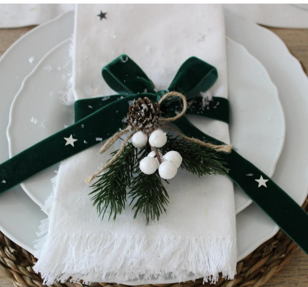 christmas tablescape from the table stylist